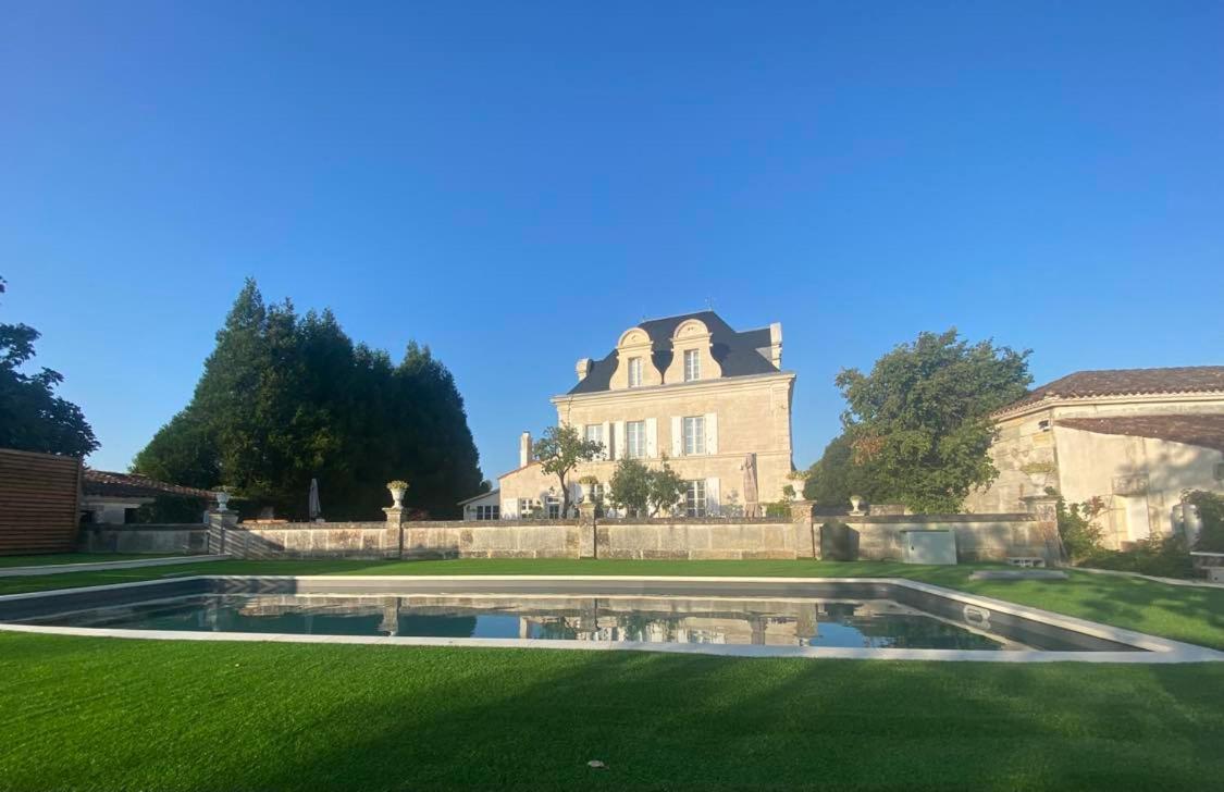 Le Grand Berger Chambres D'Hotes Angeac-Charente Bagian luar foto